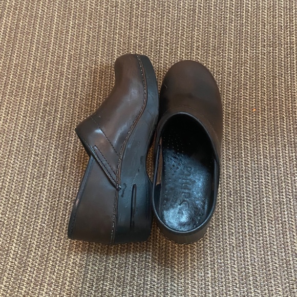 Sanita brown clogs size 39 barely worn - Picture 5 of 5